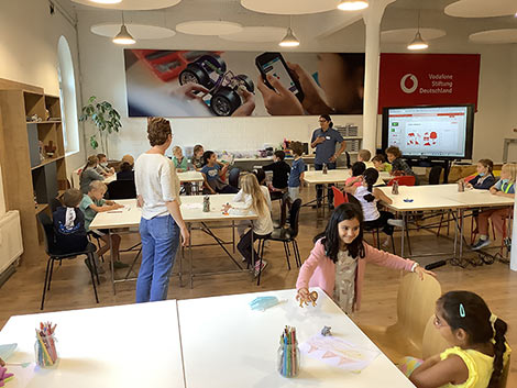 Coding For Tomorrow (Vodafone Stiftung)